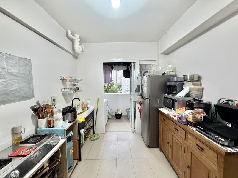 39A Margaret Drive, 39A Margaret Drive, Room Rental, 947 sqft, HDB Flat For Rent, by Anthony Sentosa, 500061810 - Kitchen - PropertyGuru.com.sg