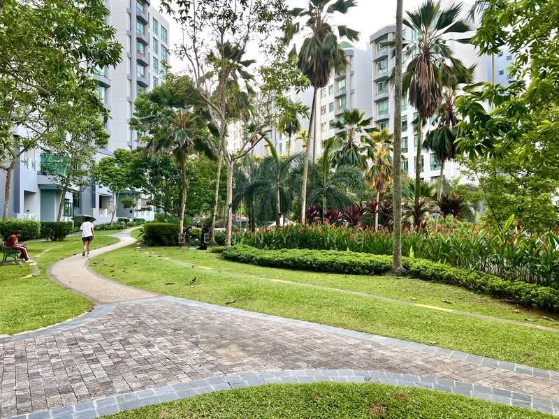 Common Room Near Beauty World MRT, , Room Rental, 120 sqft, Condominium For Rent, by Benny Ng, 500061818 - Exterior - PropertyGuru.com.sg