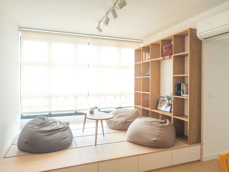 2C Geylang Serai HDB Flat For Sale at S$ 990,000 | PropertyGuru Singapore - Living Room