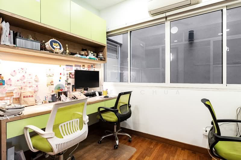 The Springside Terraced House For Sale at S$ 4,680,000 | PropertyGuru Singapore - Study