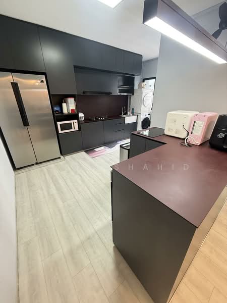 829 Jurong West Street 81 HDB Flat For Sale at S$ 820,000 | PropertyGuru Singapore - Kitchen