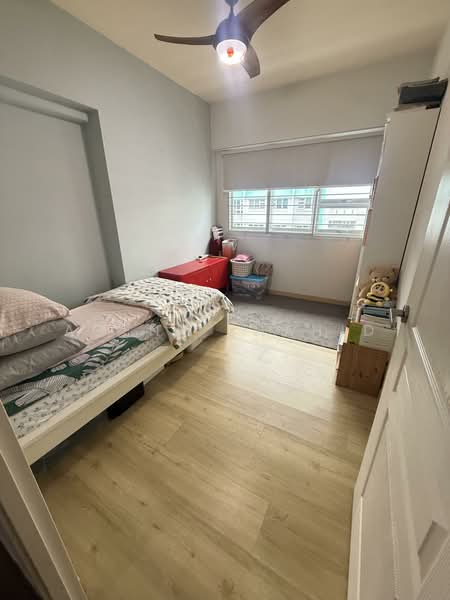 785D Woodlands Rise HDB Flat For Sale at S$ 780,000 | PropertyGuru Singapore - Bedroom