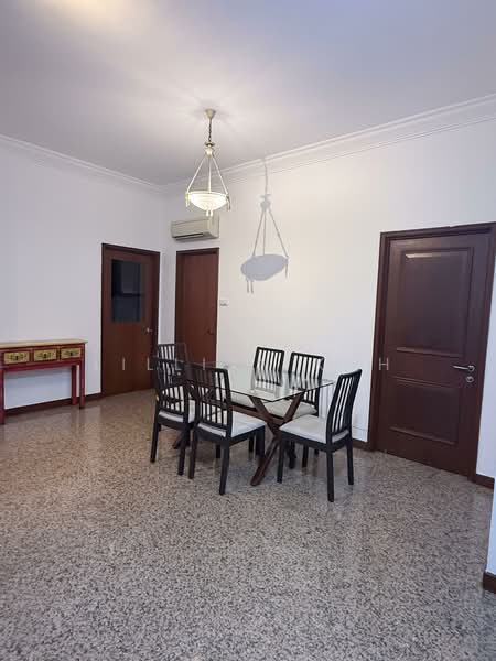 Dover Parkview Condominium For Sale at S$ 1,370,000 | PropertyGuru Singapore - Dining Room