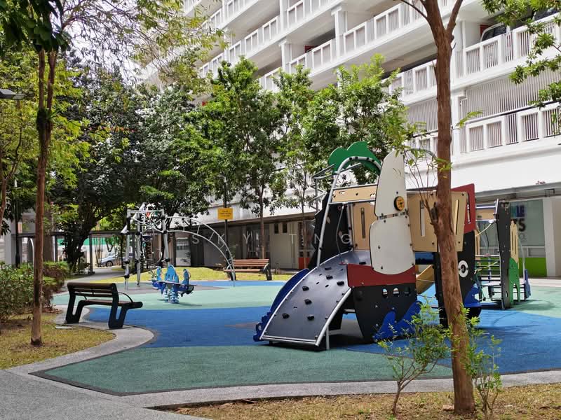 672B Yishun Avenue 4 HDB Flat For Sale at S$ 525,000 | PropertyGuru Singapore - Exterior