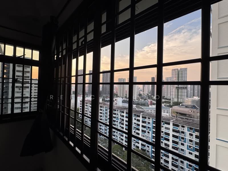 38 Jalan Rumah Tinggi HDB Flat For Sale at S$ 860,000 | PropertyGuru Singapore - Living hall view