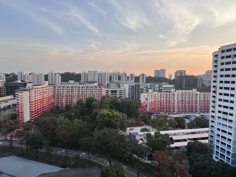 38 Jalan Rumah Tinggi HDB Flat For Sale at S$ 860,000 | PropertyGuru Singapore - Master bedroom and kitchen view