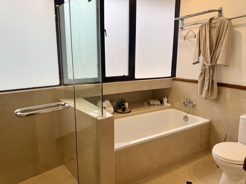 The Draycott Condominium For Sale at S$ 5,655,000 | PropertyGuru Singapore - Bathroom