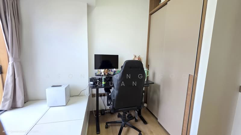 Coco Palms Condominium For Sale at S$ 1,328,000 | PropertyGuru Singapore - Common Room