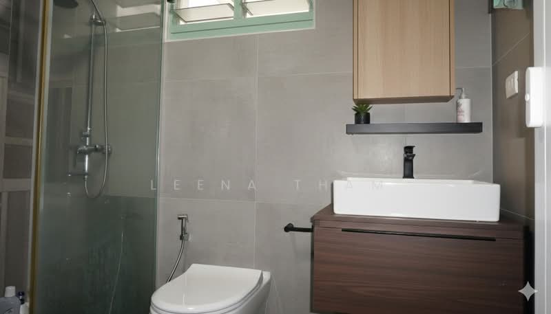 637A Punggol Drive HDB Flat For Sale at S$ 725,000 | PropertyGuru Singapore - Bathroom (Digitally Furnished)