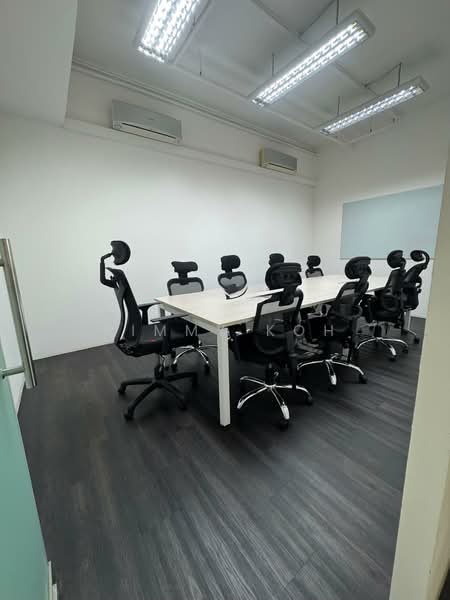 Wcega Tower, 21 Bukit Batok Crescent, 1,970 sqft, Light Industrial (B1) For Sale, by Kimmy Koh, 500061948 - Interior - CommercialGuru.com.sg