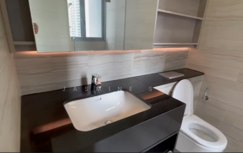 Alex Residences, 28 Alexandra View, 2 Bedrooms, 657 sqft, Apartment For Rent, by Jasmine See, 500061949 - Bathroom - PropertyGuru.com.sg