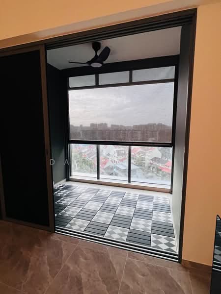 JadeScape Condominium For Sale at S$ 1,850,000 | PropertyGuru Singapore - Balcony