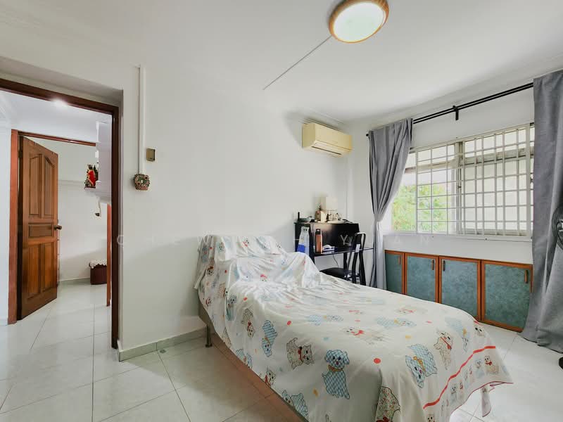 651 Jalan Tenaga HDB Flat For Sale at S$ 710,000 | PropertyGuru Singapore - Bedroom