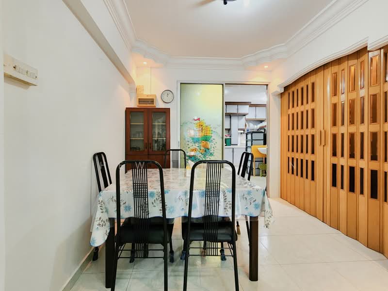 651 Jalan Tenaga HDB Flat For Sale at S$ 710,000 | PropertyGuru Singapore - Dining Room