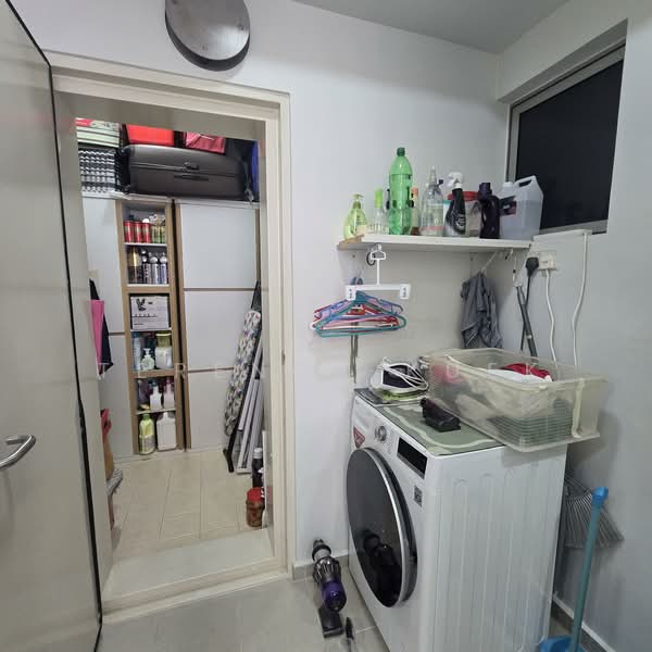 Grandeur 8, 2 Ang Mo Kio Central 3, 3 Bedrooms, 1,227 sqft, Condominium For Sale, by Terence Kuek, 500061966 - Interior - PropertyGuru.com.sg