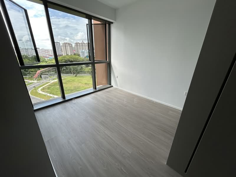 AMO Residence Condominium For Sale at S$ 1,830,000 | PropertyGuru Singapore - Master bedroom