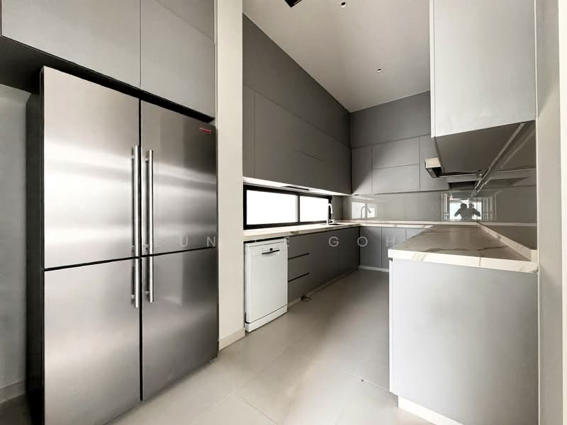 Tembeling Road Detached House For Sale at S$ 18,800,000 | PropertyGuru Singapore - Kitchen