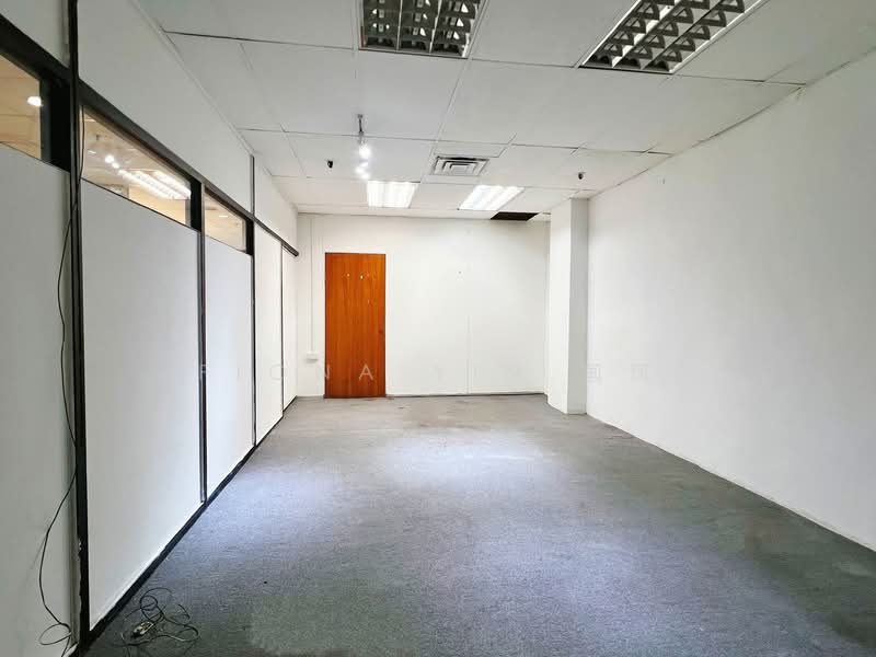 Sultan Plaza, 100 Jalan Sultan, 300 sqft, Mall Shop For Rent, by Fiona Yin 国凤, 500061981 - Interior - CommercialGuru.com.sg