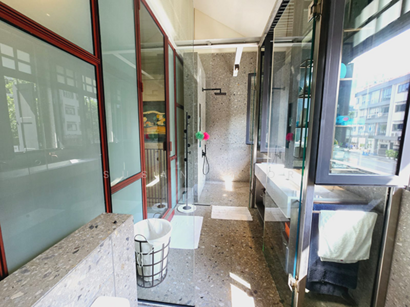 Orchard Shophome With 2 Carparks! Conservation House For Sale at S$ 6,350,000 | PropertyGuru Singapore