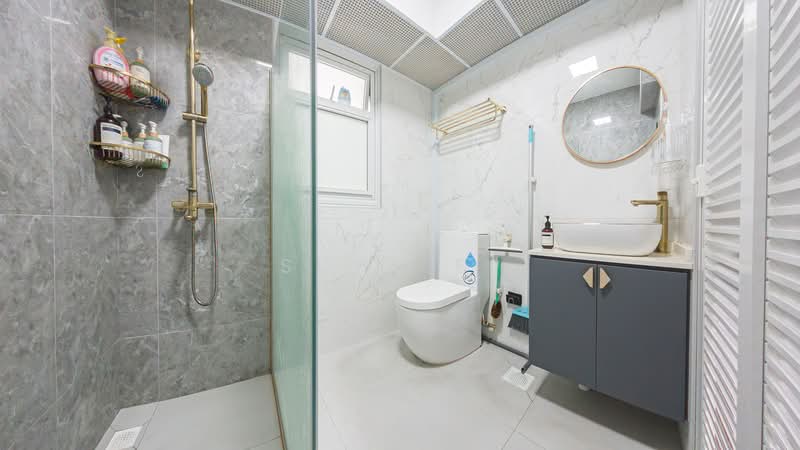 618B Tampines Street 61 HDB Flat For Sale at S$ 815,000 | PropertyGuru Singapore - Master Bathroom
