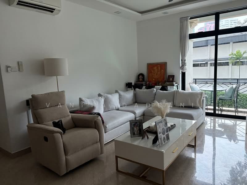 Spring Grove, 53 Grange Road, 2 Bedrooms, 1,012 sqft, Condominium For Rent, by Vanita Dadlani, 500062004 - Living Room - PropertyGuru.com.sg