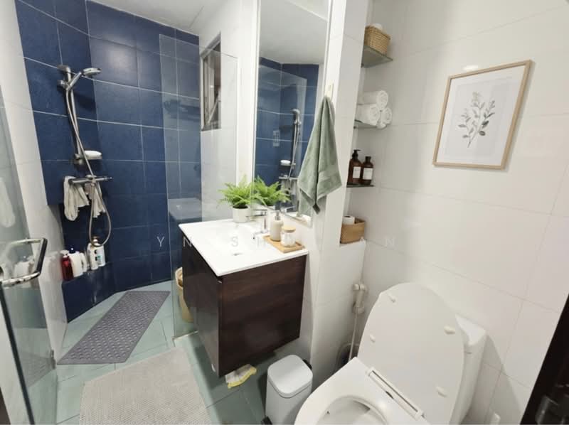 Grandeur 8 Condominium For Sale at S$ 1,880,000 | PropertyGuru Singapore - Bathroom