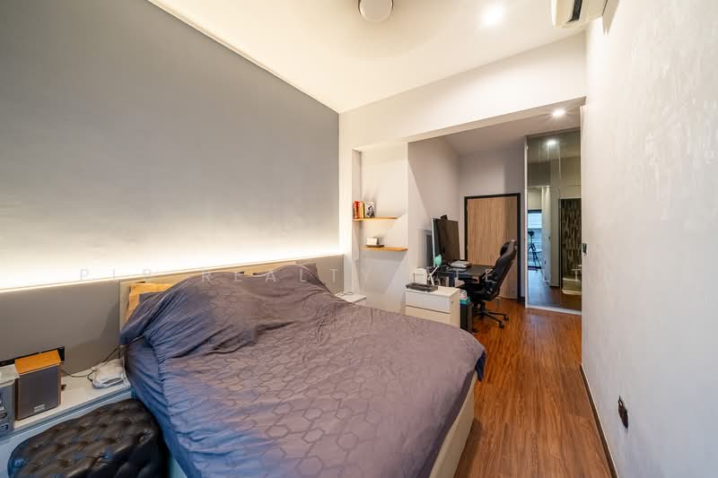 MacPherson Garden Estate Terraced House For Sale at S$ 4,000,000 | PropertyGuru Singapore - Bedroom