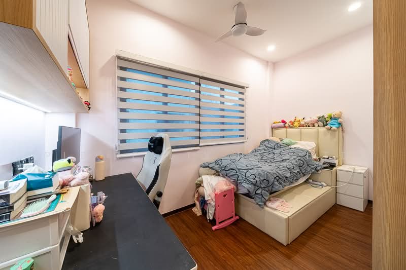 MacPherson Garden Estate Terraced House For Sale at S$ 4,000,000 | PropertyGuru Singapore - Bedroom