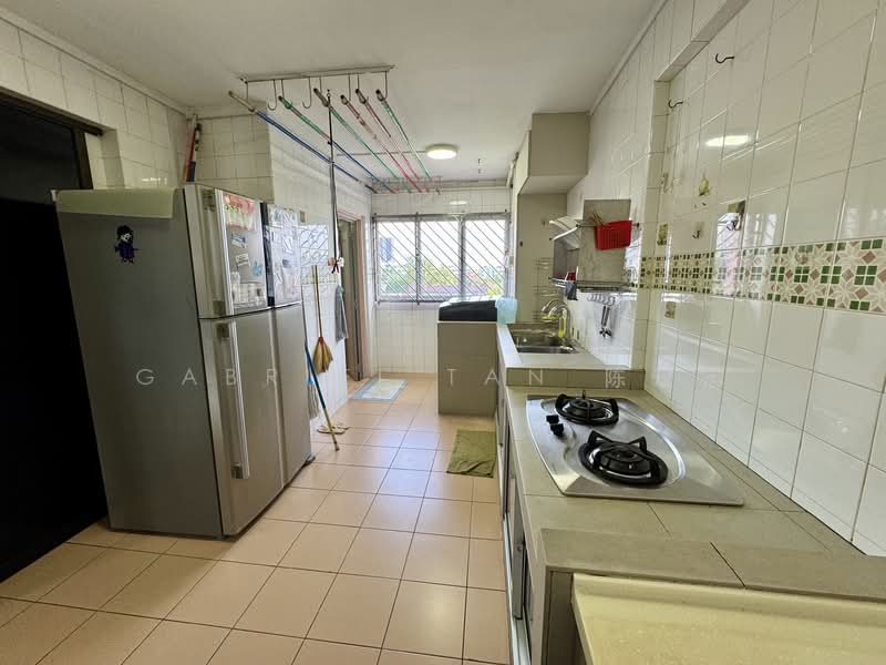 609 Ang Mo Kio Avenue 4, 609 Ang Mo Kio Avenue 4, 3 Bedrooms, 1,130 sqft, HDB Flat For Rent, by Gabriel Tan 陈玟志, 500062046 - Kitchen - PropertyGuru.com.sg