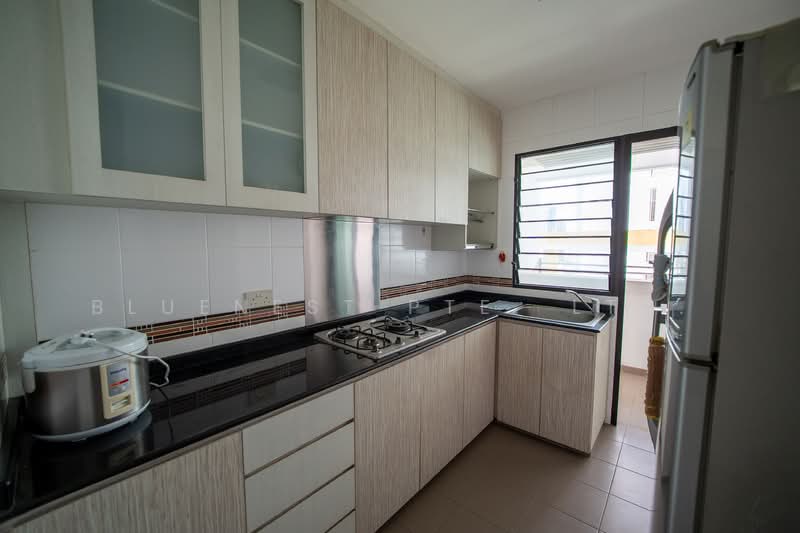 58 Havelock Road HDB Flat For Sale at S$ 888,000 | PropertyGuru Singapore - Kitchen