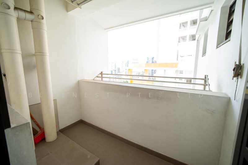 58 Havelock Road HDB Flat For Sale at S$ 888,000 | PropertyGuru Singapore - Balcony
