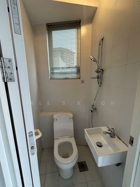 11 Amber Road, 11 Amber Road, 3 Bedrooms, 1,507 sqft, Apartment For Rent, by Able S.K Toh, 500062057 - Bathroom - PropertyGuru.com.sg