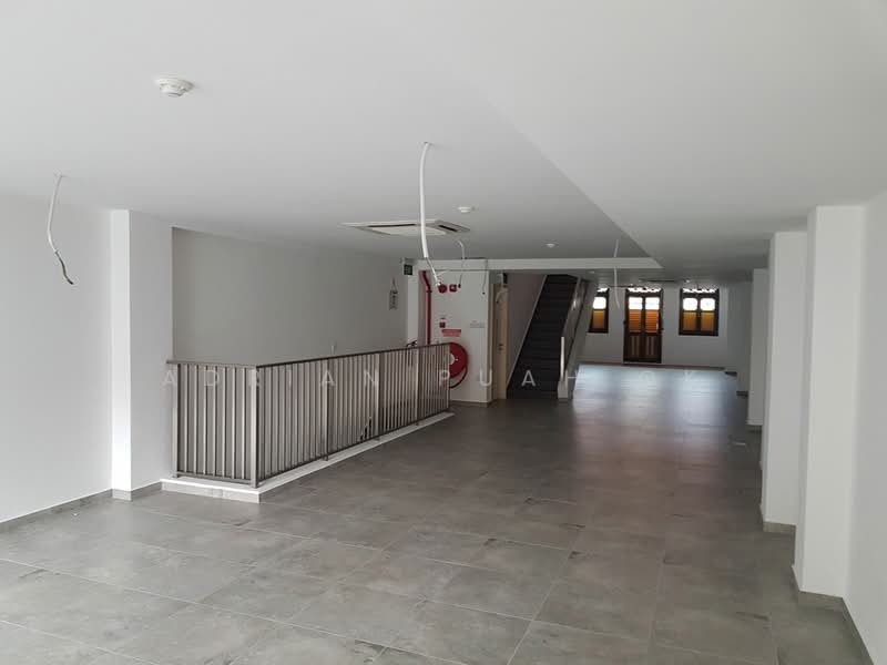 Serangoon Road, Serangoon Road, 1,850 sqft, Land with Building / En-bloc For Sale, by Adrian Puah CK, 500062071 - Interior - CommercialGuru.com.sg