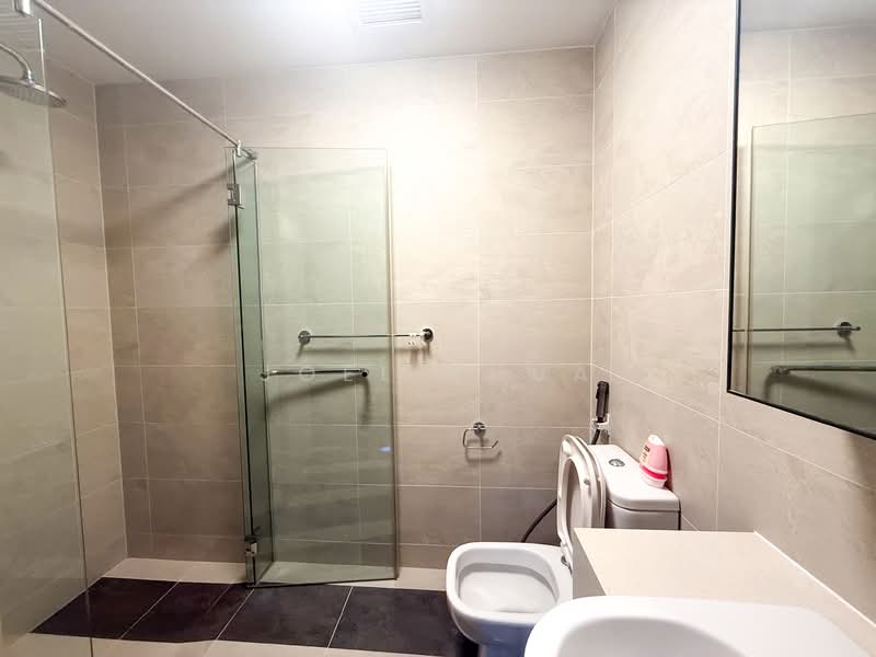 Parc Riviera, 101 West Coast Vale, 2 Bedrooms, 603 sqft, Condominium For Rent, by Joel Phua, 500062077 - Bathroom - PropertyGuru.com.sg