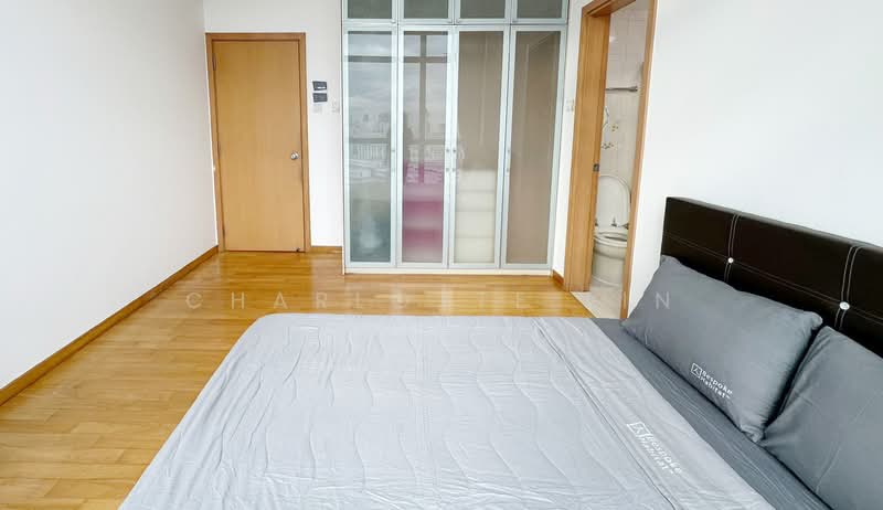 Hillview Regency, 28 Bukit Batok East Avenue 2, Room Rental, 200 sqft, Condominium For Rent, by Charlotte Lin, 500062082 - Bedroom - PropertyGuru.com.sg