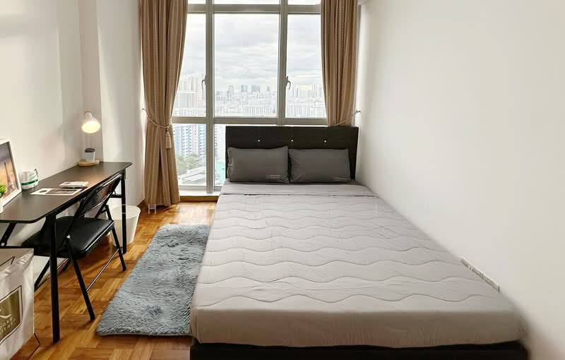 Hillview Regency, 28 Bukit Batok East Avenue 2, Room Rental, 150 sqft, Condominium For Rent, by Charlotte Lin, 500062097 - Bedroom 3 - PropertyGuru.com.sg