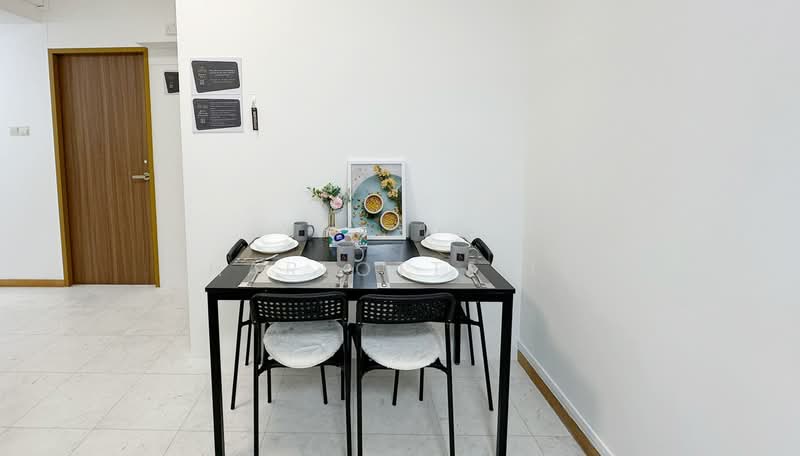 Hillview Regency, 28 Bukit Batok East Avenue 2, Room Rental, 150 sqft, Condominium For Rent, by Charlotte Lin, 500062097 - Dining Room - PropertyGuru.com.sg