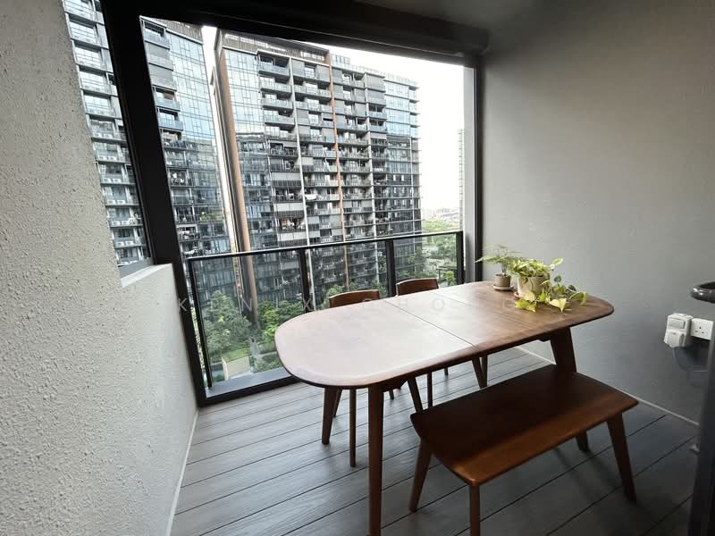 Parc Esta Condominium For Sale at S$ 1,550,000 | PropertyGuru Singapore - Balcony