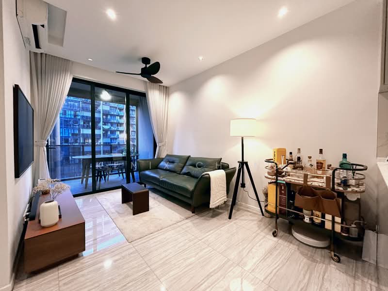 Parc Esta, 912 Sims Avenue, 2 Bedrooms, 635 sqft, Condominium For Sale, by Kenix Chong, 500062101 - Living Room - PropertyGuru.com.sg