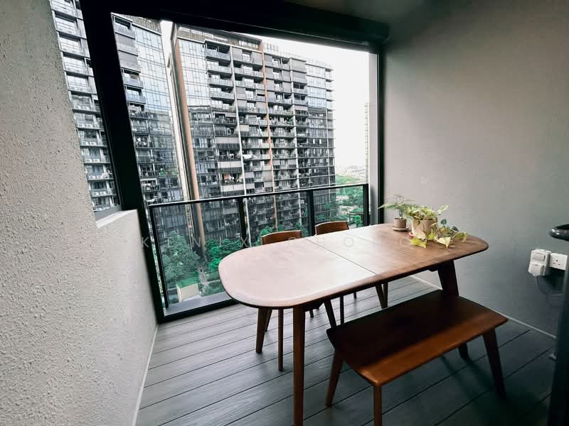 Parc Esta, 912 Sims Avenue, 2 Bedrooms, 635 sqft, Condominium For Sale, by Kenix Chong, 500062101 - Balcony - PropertyGuru.com.sg