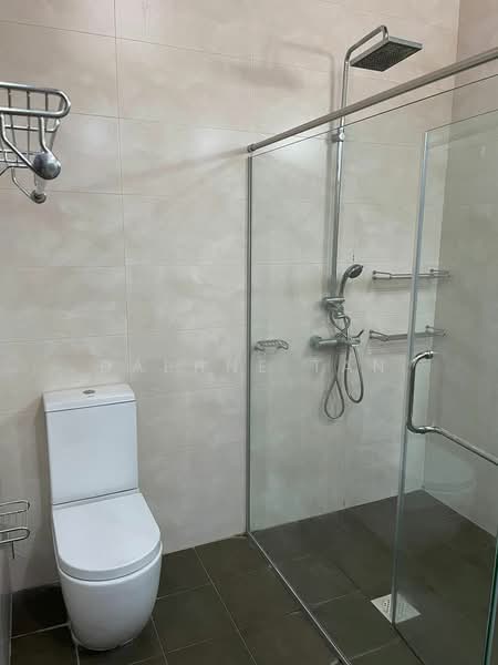 Thomson Windsor Park Estate, , 3 Bedrooms, 2,034 sqft, Terraced House For Rent, by Daphne Tan, 500062109 - Bathroom - PropertyGuru.com.sg