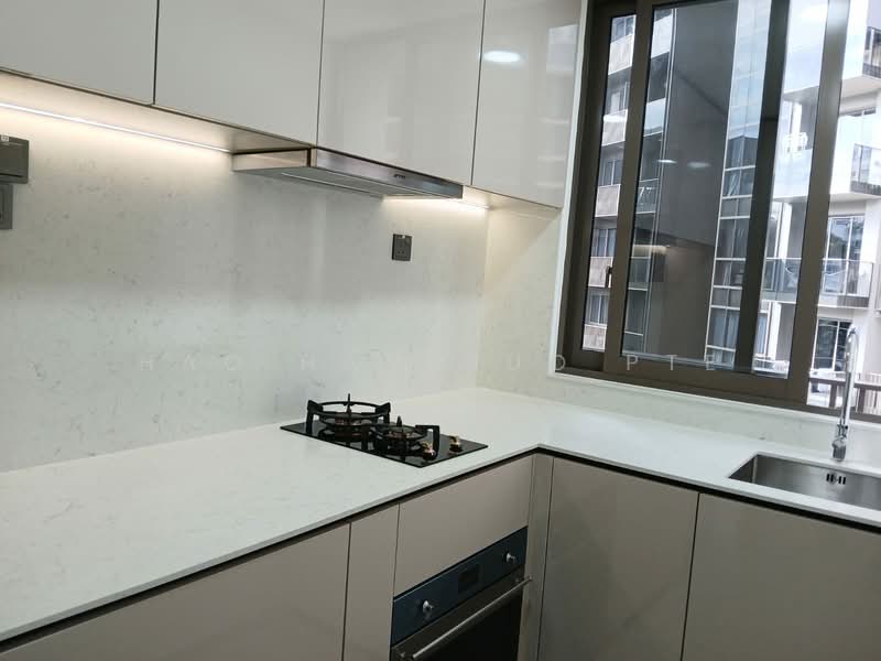 Forett at Bukit Timah, 40 Toh Tuck Road, 2 Bedrooms, 732 sqft, Condominium For Rent, by DERRICK, 500062121 - Kitchen - PropertyGuru.com.sg