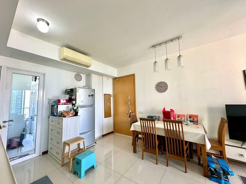 Waterview, 77 Tampines Avenue 1, 2 Bedrooms, 786 sqft, Condominium For Sale, by Ben Lee, 500062146 - Living Room - PropertyGuru.com.sg