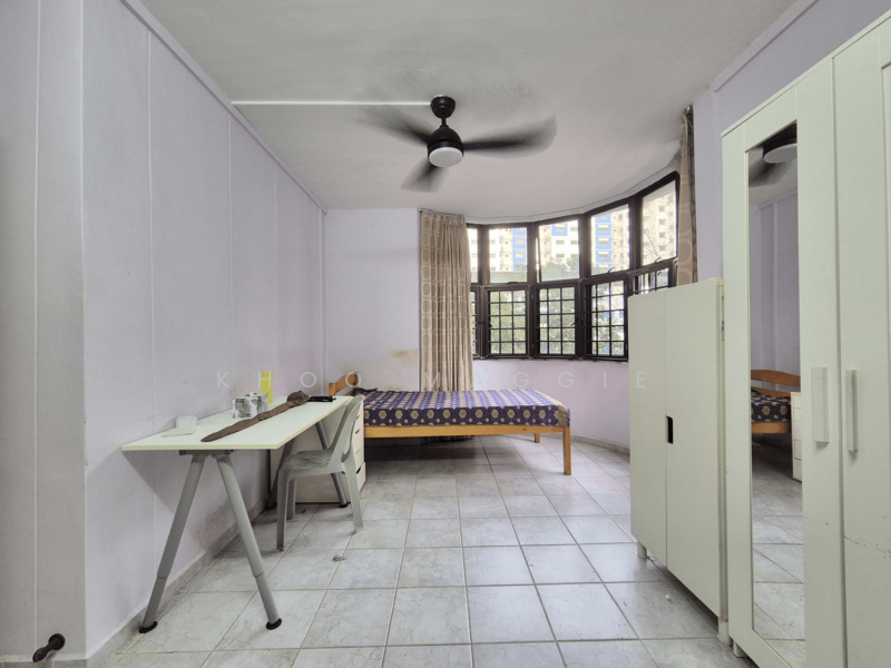323 Sembawang Close HDB Flat For Sale at S$ 658,000 | PropertyGuru Singapore - Bedroom