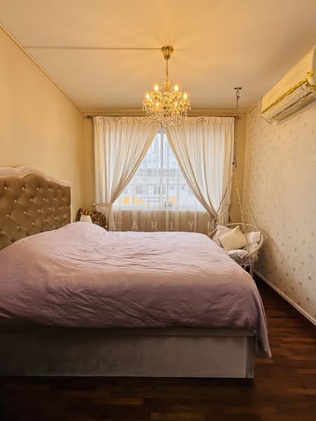 205 Choa Chu Kang Central, 205 Choa Chu Kang Central, 4 Bedrooms, 1,313 sqft, HDB Flat For Sale, by Pearlyn Chionh, 500062154 - Bedroom - PropertyGuru.com.sg