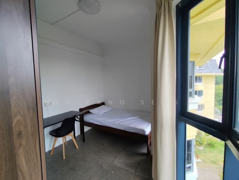 Westcove Condo, 10 West Coast Crescent, Room Rental, 150 sqft, Condominium For Rent, by Ng Kang Seng, 500062156 - Bedroom - PropertyGuru.com.sg
