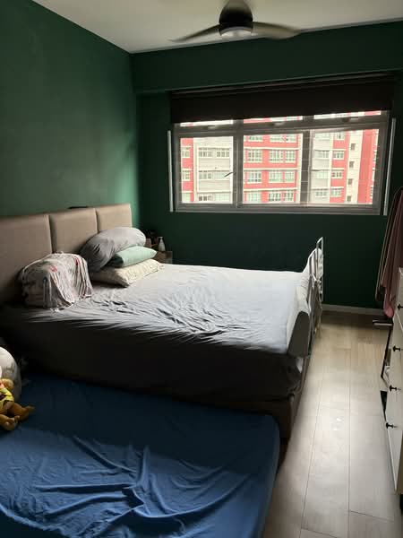 439C Bukit Batok West Avenue 8 HDB Flat For Sale at S$ 688,000 | PropertyGuru Singapore - Bedroom