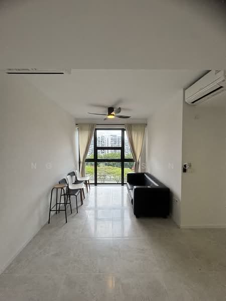 Tenet, 650 Tampines St 62, Room Rental, 100 sqft, Executive Condominium For Rent, by Ng Kang Seng, 500062162 - Living Room - PropertyGuru.com.sg