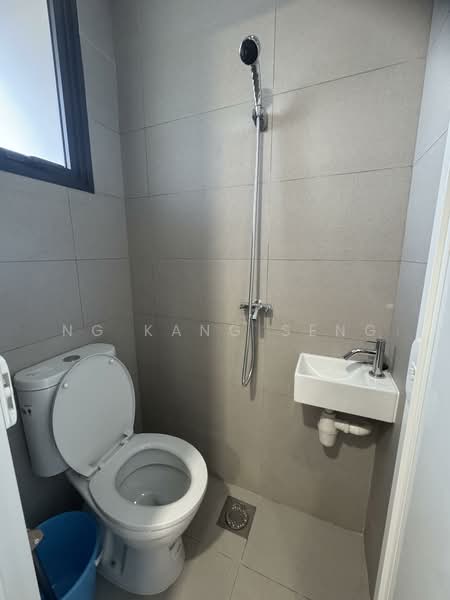 Tenet, 650 Tampines St 62, Room Rental, 100 sqft, Executive Condominium For Rent, by Ng Kang Seng, 500062162 - Bathroom - PropertyGuru.com.sg