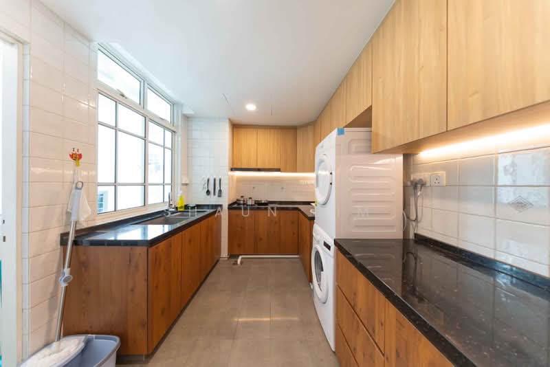 Kim Keat Lodge, 5 Kim Keat Road, Room Rental, 200 sqft, Apartment For Rent, by Shaun Lim, 500062169 - Kitchen - PropertyGuru.com.sg